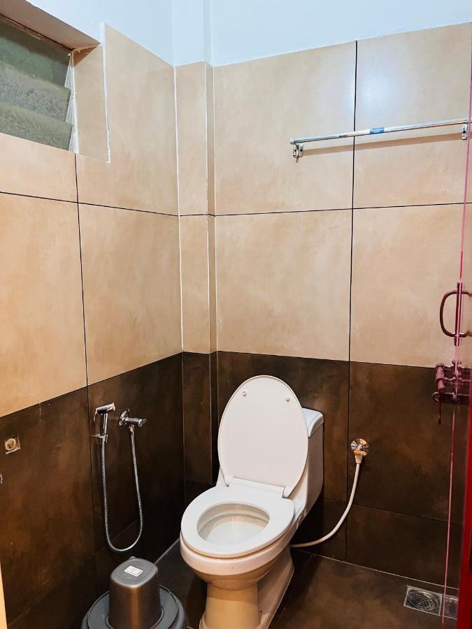 פלקאד Kvm Tourist Home מראה חיצוני תמונה
