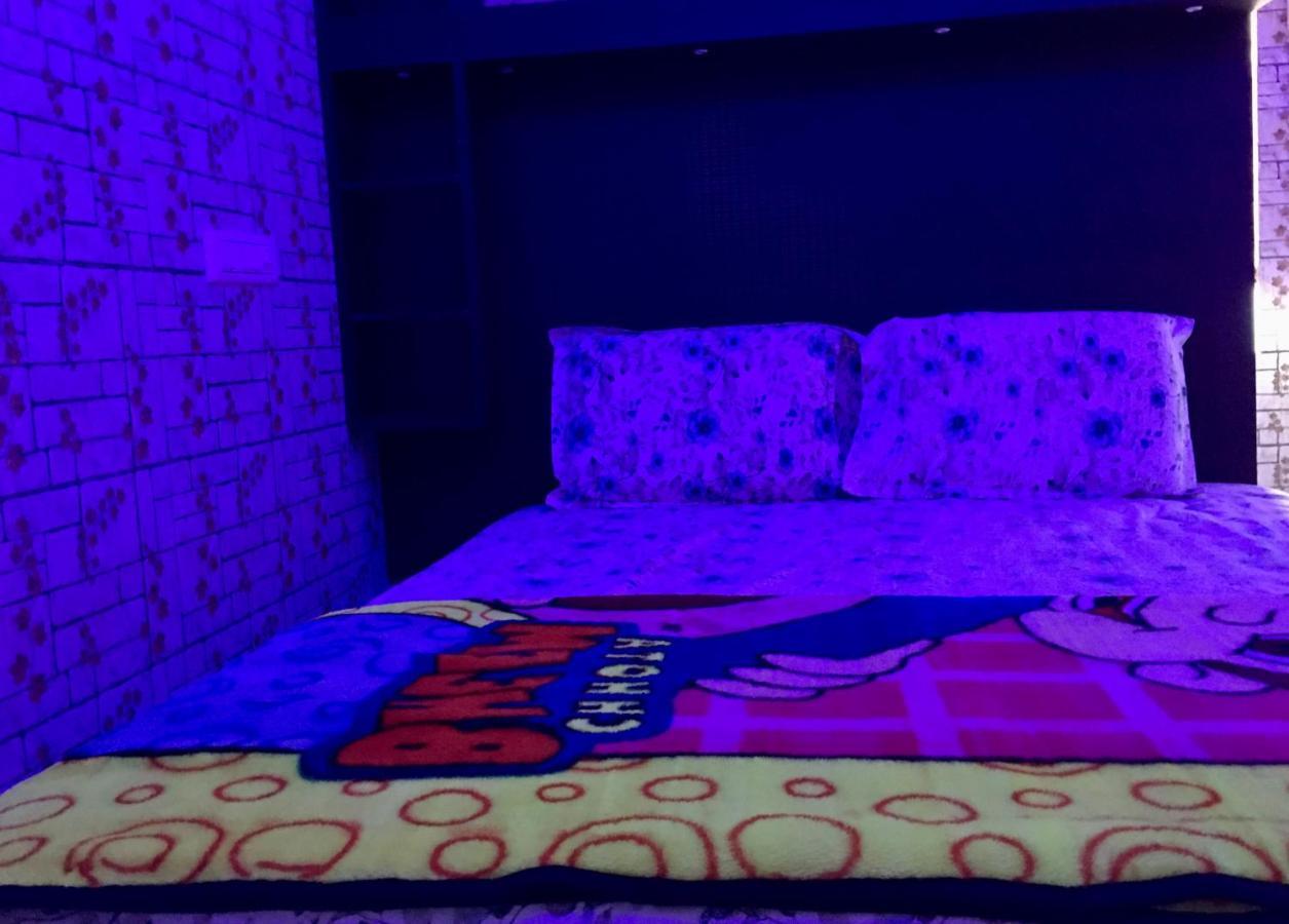 פלקאד Kvm Tourist Home מראה חיצוני תמונה